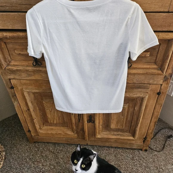 NWOT Cat Face Graphic T-Shirt - White and Black - Picture 3 of 4